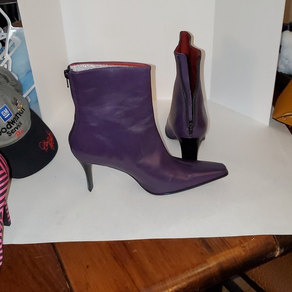 Jonathan Martin Women's Leather Juliet Zip Ankle Booties Size 9.5 - Picture 10 of 11